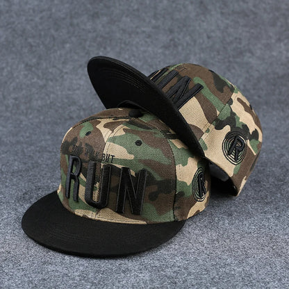 Baseballcap mit flachem Schirm, Buchstabenstickerei für Herren, vielseitig kombinierbar, Damen-Sommer-Hip-Hop-Hut, Outdoor-Sonnenschutz, verstellbare Schirmmütze