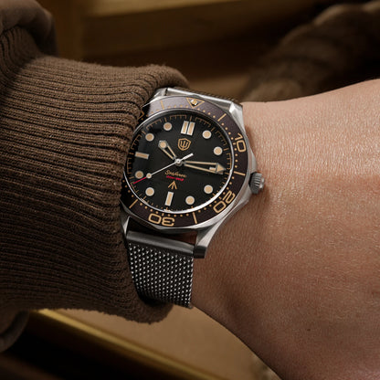 Watchdives WD007Q Diver Watch VH31 Sweep Second Quartz Movement Luminous Domed Sapphire Crystal Watches 42mm Titanium Watches