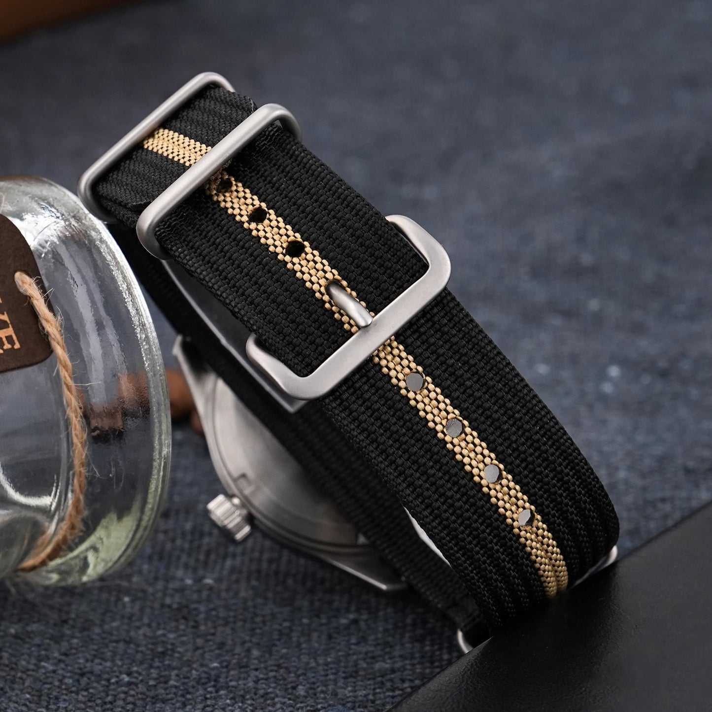 Militado ML08 Vintage Black Watch VH31 Sweep Quartz Wristwatch Ar Sapphire Crystal Luminous C3 BGW9 100 Waterproof Watches Man