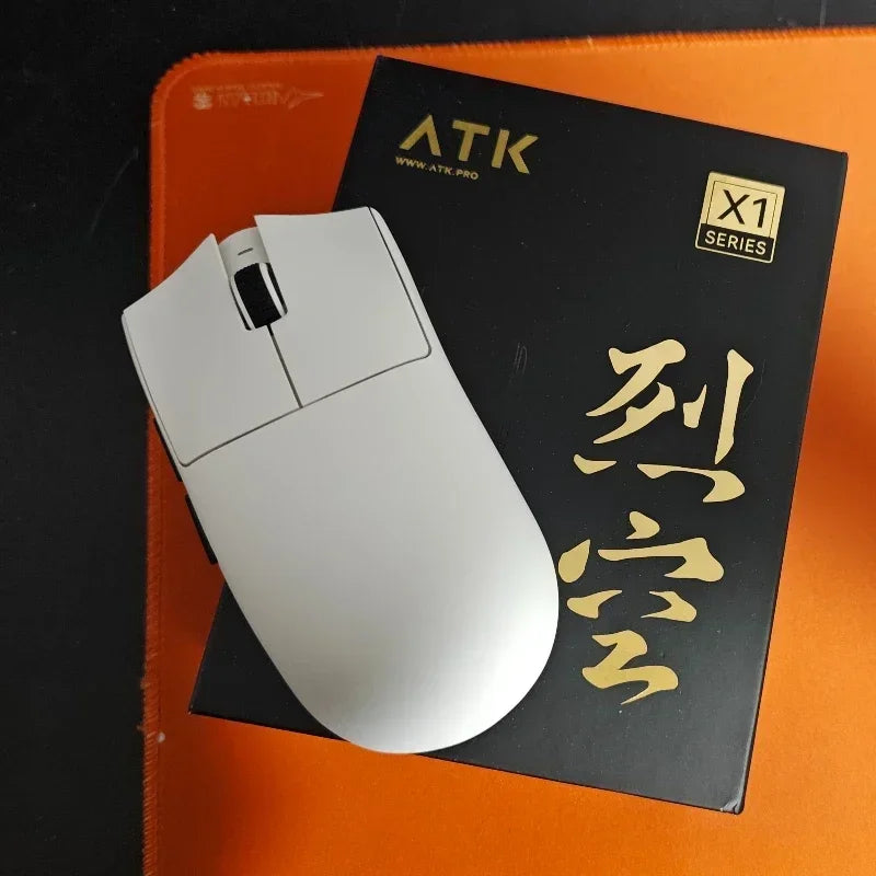 Neue ATK X1 SE Starlight kabellose leichte Gaming-Maus PAW3395 26K DPI Hub Page Driver 1000Hz – Gaming-Maus und PC-Spieler-Zubehör