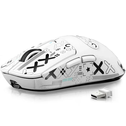 Mysz gamingowa bezprzewodowa ATTACK SHARK X3 PixArt PAW3395 49g SUPERLIGHT, BT/2.4G bezprzewodowa/przewodowa, 6 regulowanych poziomów DPI do 26000