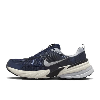 Nike V2K Run Retro Running Shoes Comfortable cushioning and durable construction Unisex casual everyday style HF5724-061