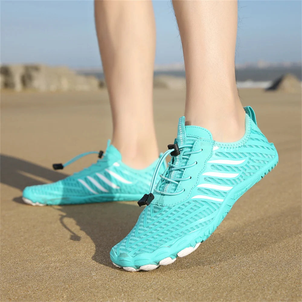Unisex rychleschnoucí boty do vody pro muže a ženy, barevné plážové a plavecké aqua boty na surfování a pobyt u moře, párové barefoot tenisky proti proudu