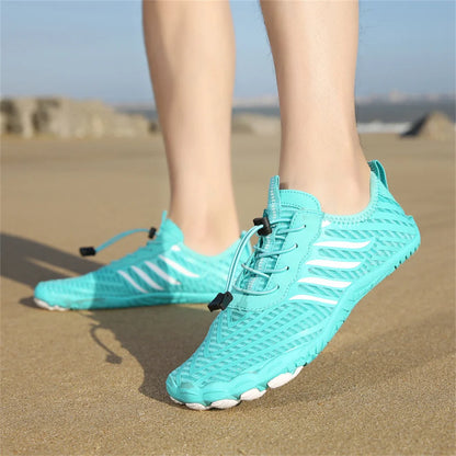 Unisex rychleschnoucí boty do vody pro muže a ženy, barevné plážové a plavecké aqua boty na surfování a pobyt u moře, párové barefoot tenisky proti proudu