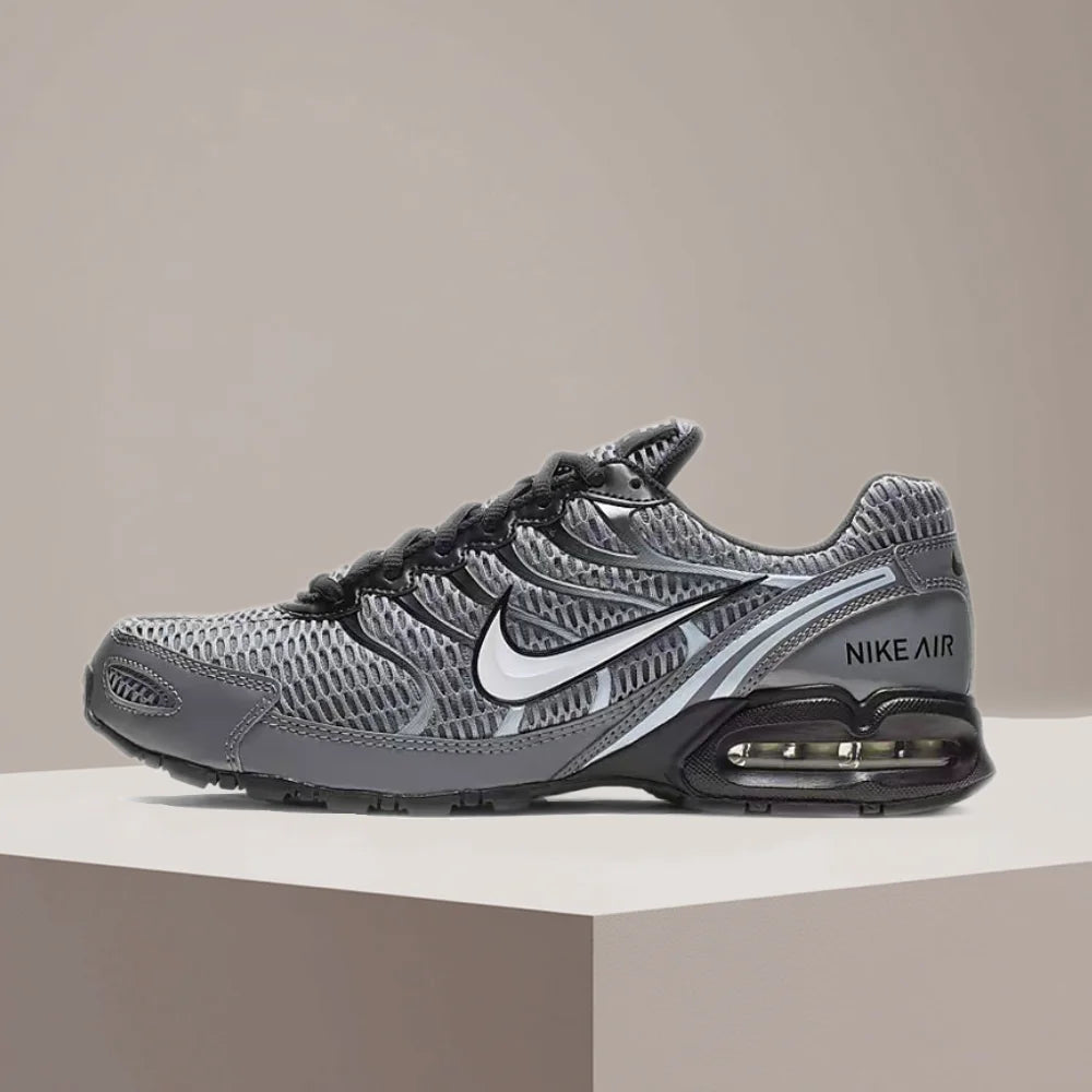 Pánské nízké běžecké boty Nike Air Max Torch 4 – šedá/stříbrná, ležérní textilie, prodyšná opora, dlouhá životnost 343846-012