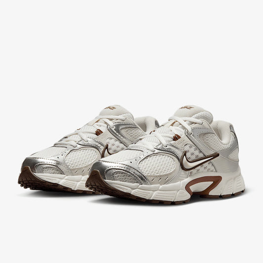 Nike Official Genuine V5 RNR Zapatillas casuales de caña baja para mujer, acolchadas, resistentes al desgaste y transpirables HQ7901-102