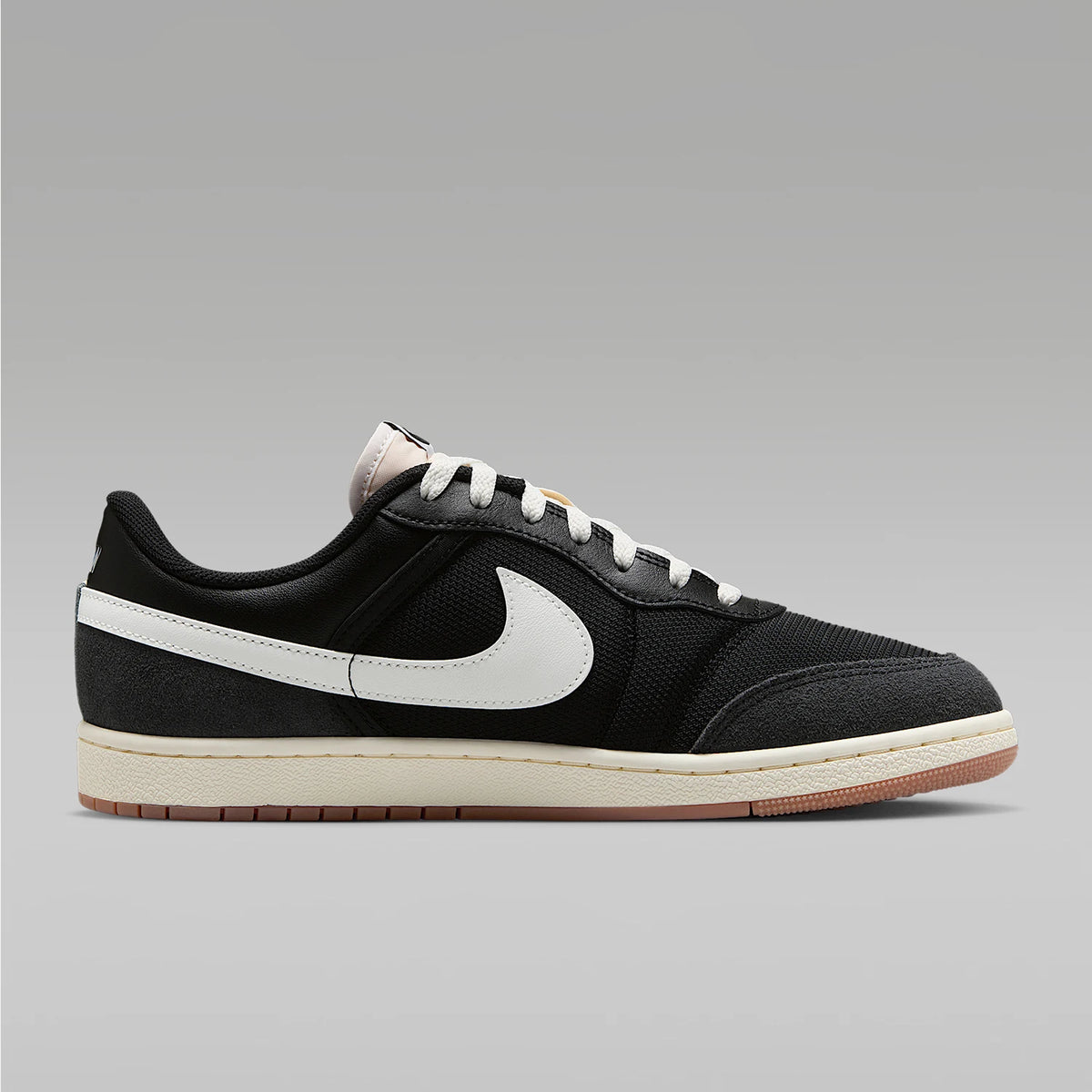 Nike Authentic JORDAN férfi, fűzős, alacsony szárú, lélegző, könnyű sportcipő IM2055-001