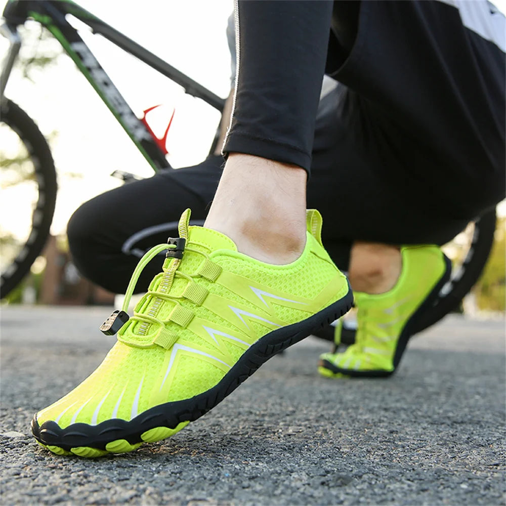 Unisex rychleschnoucí boty do vody pro muže a ženy, barevné plážové a plavecké aqua boty na surfování a pobyt u moře, párové barefoot tenisky proti proudu