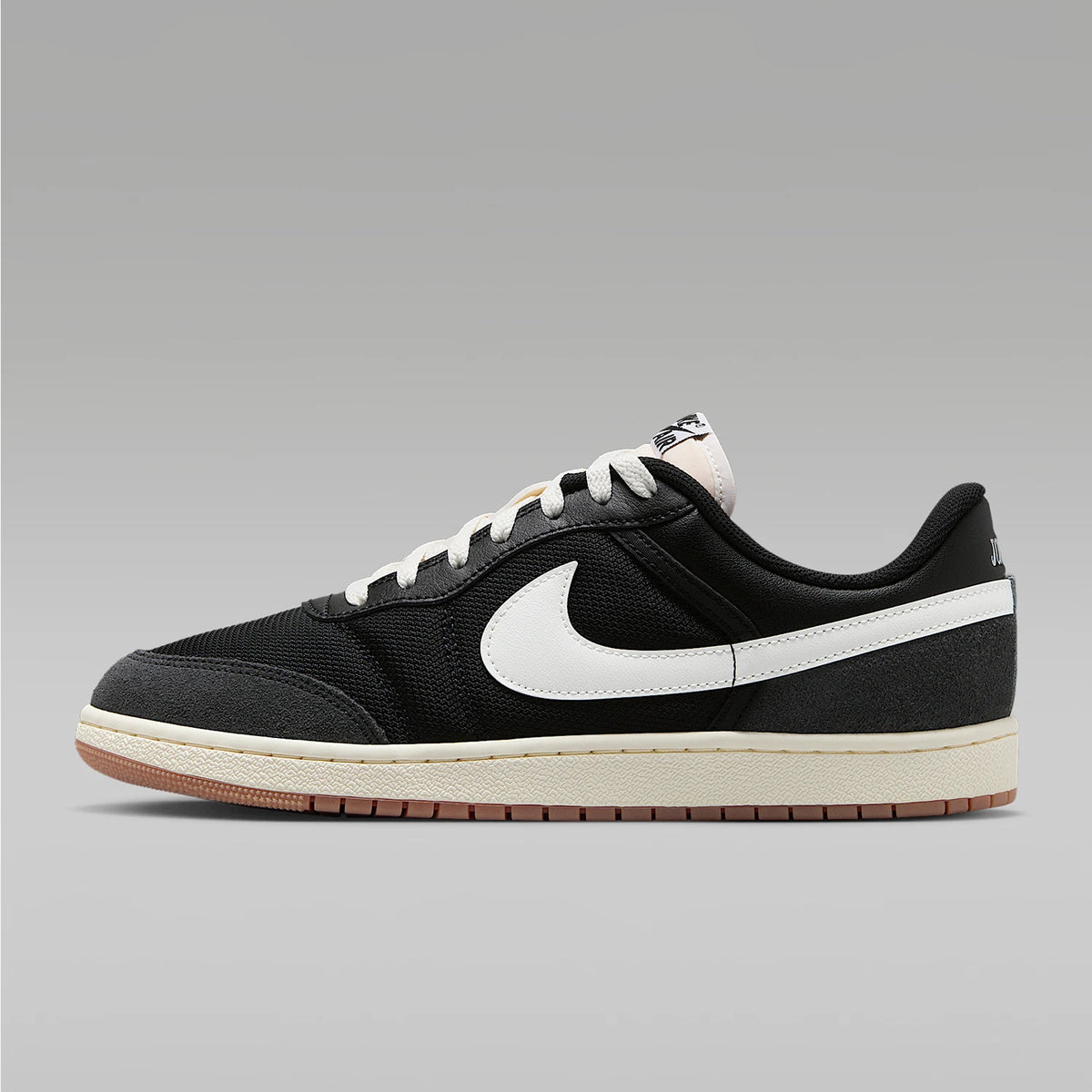 Nike Authentic JORDAN férfi, fűzős, alacsony szárú, lélegző, könnyű sportcipő IM2055-001