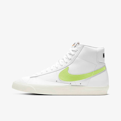 Nike Authentic Blazer Damen-Mid-Top-Sneaker mit Wickel-Design, rutschfest, Casual CZ1055-108