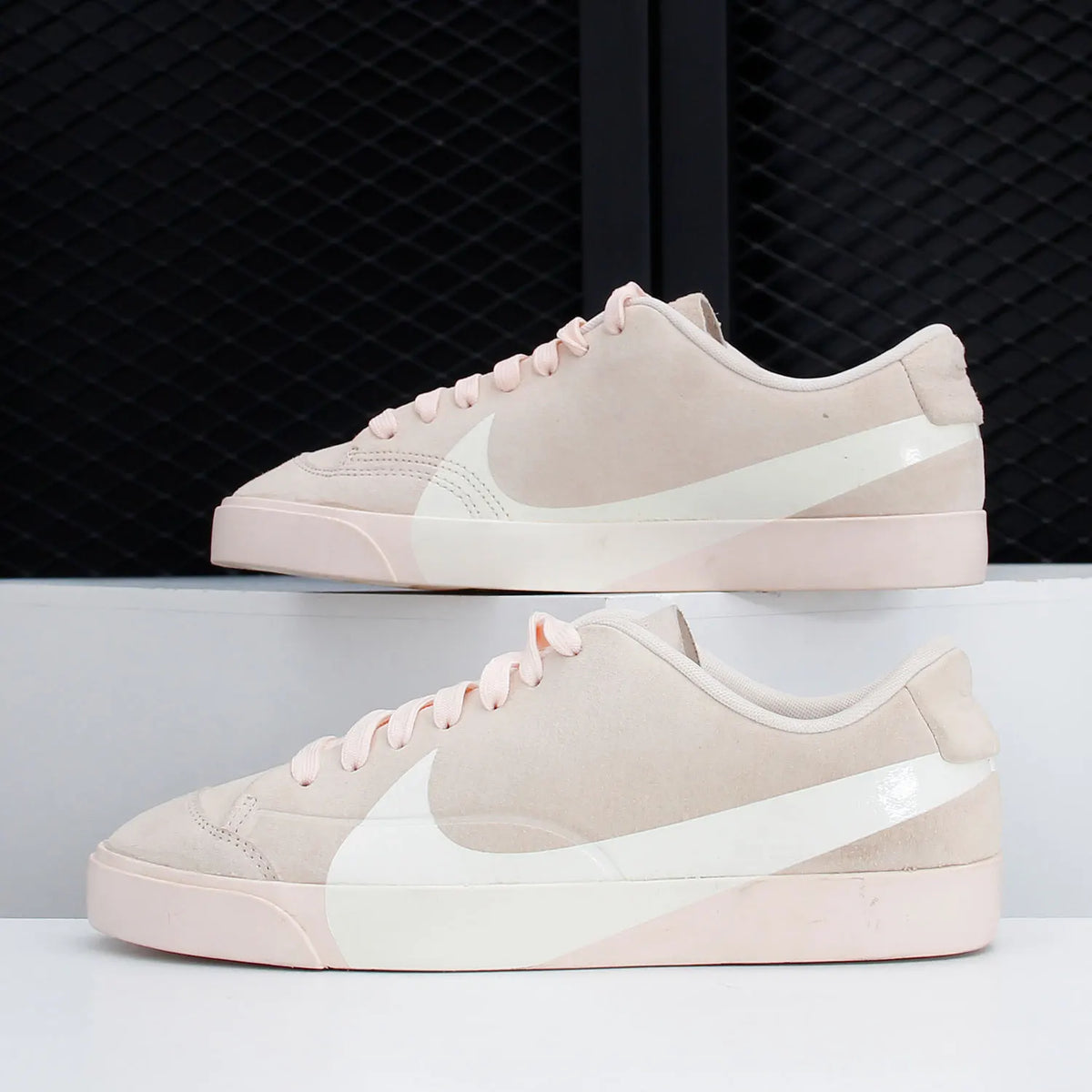 Nike Authentic BLAZER CITY LOW LX damskor för fritid och skateboard AV2253-800