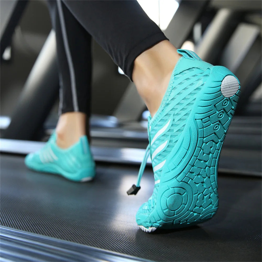 Unisex rychleschnoucí boty do vody pro muže a ženy, barevné plážové a plavecké aqua boty na surfování a pobyt u moře, párové barefoot tenisky proti proudu
