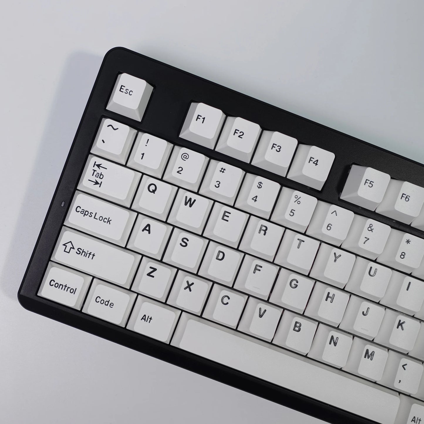 KBDiy GMK BOW Keycaps Cherry Profile Retro White And Black Double Shot PBT Keycap 7u for Mechanical Gaming Keyboard Key Caps Set