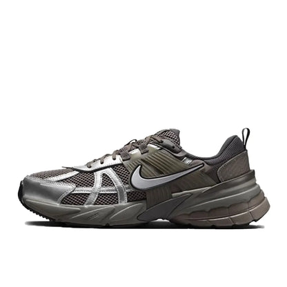 Nike V2K Run Retro-Laufschuhe mit komfortabler Dämpfung und langlebiger Konstruktion, unisex, lässiger Alltagsstil FD0736-003
