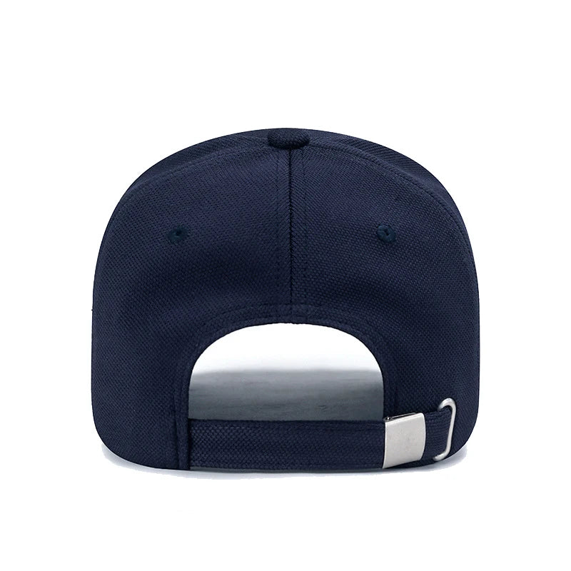 Modische Herren- und Damen-Baseballkappe aus Ananasstoff mit „CLASSIC“-Schriftzug und goldfarbener Stickerei, Unisex, Freizeit, Sport, Visierkappe