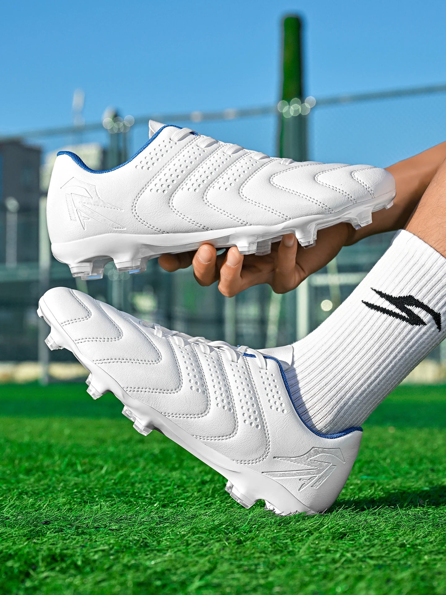 Sport Field AG/FG Soccer cleats，PU Fabric Sweat-wicking Upper，TPU Wear-resistant Sole，Sturdy Durable for Men Women Kids
