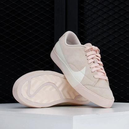 Nike Authentic BLAZER CITY LOW LX damskor för fritid och skateboard AV2253-800
