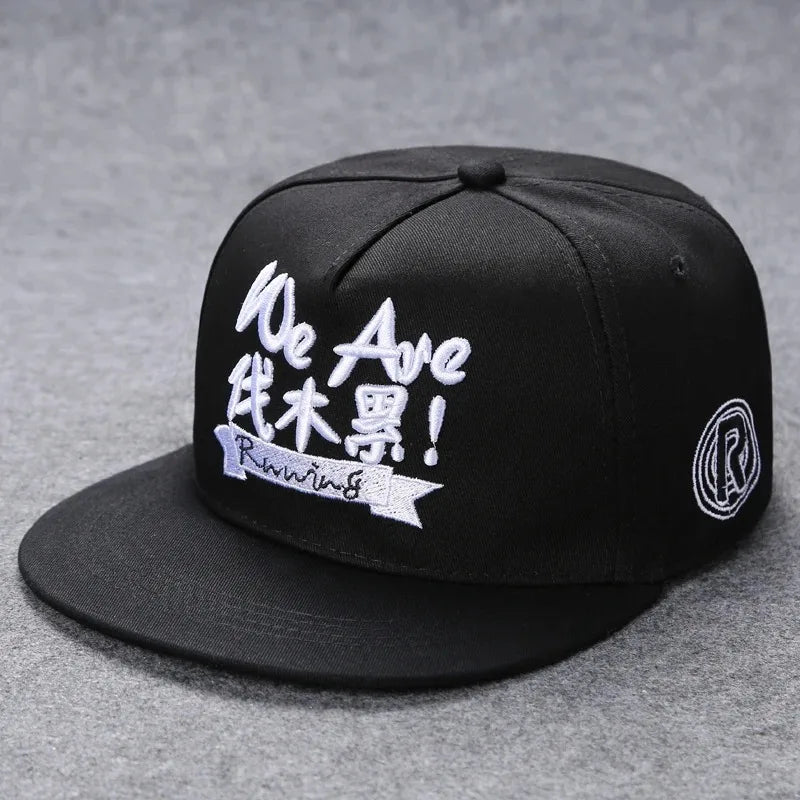 Baseballcap mit flachem Schirm, Buchstabenstickerei für Herren, vielseitig kombinierbar, Damen-Sommer-Hip-Hop-Hut, Outdoor-Sonnenschutz, verstellbare Schirmmütze