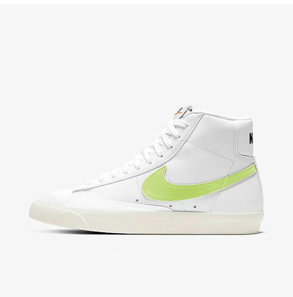 Nike Authentic Blazer Damen-Mid-Top-Sneaker mit Wickel-Design, rutschfest, Casual CZ1055-108