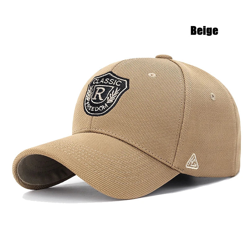 Modische Herren- und Damen-Baseballkappe aus Ananasstoff mit „CLASSIC“-Schriftzug und goldfarbener Stickerei, Unisex, Freizeit, Sport, Visierkappe
