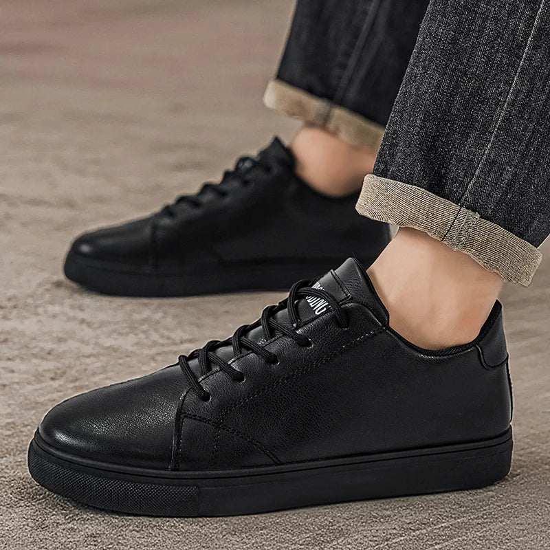 2026 Spring and Autumn Large Size New Trendy Men's Shoes Korean Style Breathable Versatile White Shoes Running Youth Casual Sports Shoes
