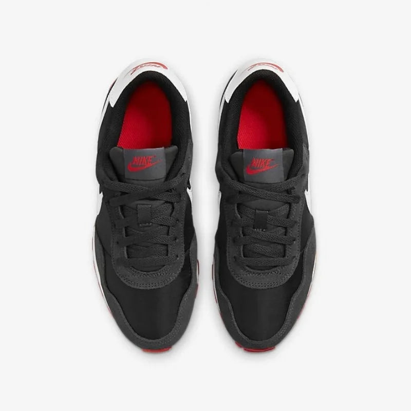 Sapatilhas Nike para Mulher Valiant New Trendy Confortáveis, Versáteis, Retro Waffle e Casuais Cn8558-016