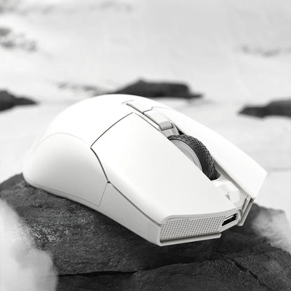 Motospeed Darmoshark N3 Pro Bluetooth kabellose Gaming-Maus Double 8K Tri-Mode wiederaufladbar PAW3395 64g ergonomische Gamer-Maus