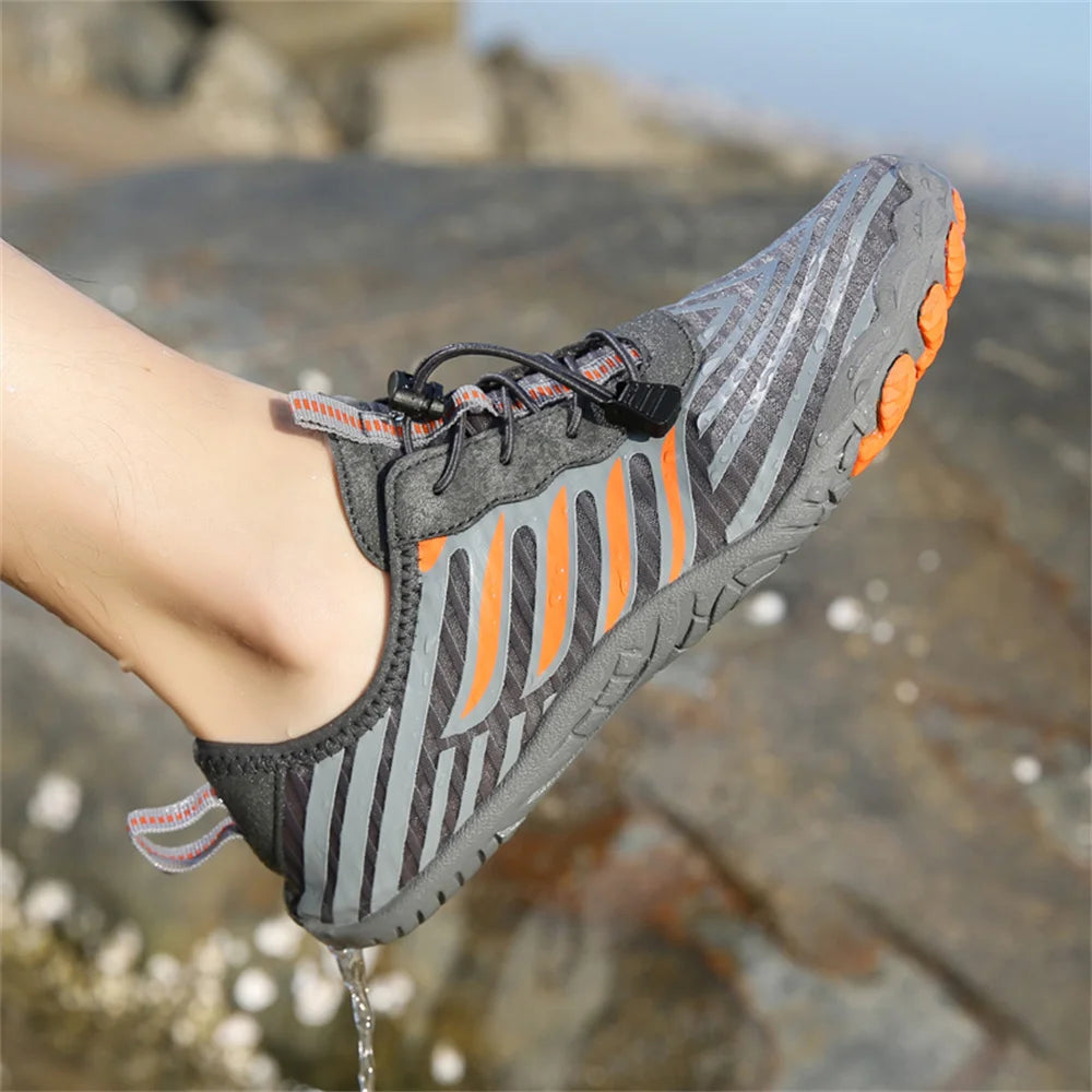 Unisex rychleschnoucí boty do vody pro muže a ženy, barevné plážové a plavecké aqua boty na surfování a pobyt u moře, párové barefoot tenisky proti proudu
