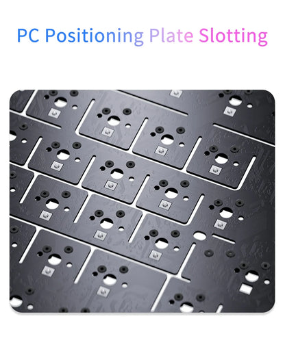 Teclado mecânico AJAZZ AK820 com layout compacto de 70%, iluminação RGB, switches hot-swappable, ligação com fios, sem fios e Bluetooth