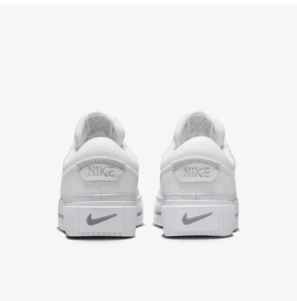 Γυναικεία παπούτσια skate με πλατφόρμα Nike Authentic Legacy Lift FZ2606-100