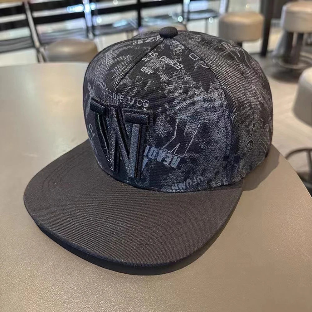Baseballcap mit flachem Schirm, Buchstabenstickerei für Herren, vielseitig kombinierbar, Damen-Sommer-Hip-Hop-Hut, Outdoor-Sonnenschutz, verstellbare Schirmmütze