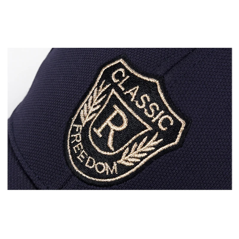 Modische Herren- und Damen-Baseballkappe aus Ananasstoff mit „CLASSIC“-Schriftzug und goldfarbener Stickerei, Unisex, Freizeit, Sport, Visierkappe