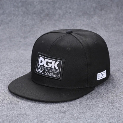 Baseballcap mit flachem Schirm, Buchstabenstickerei für Herren, vielseitig kombinierbar, Damen-Sommer-Hip-Hop-Hut, Outdoor-Sonnenschutz, verstellbare Schirmmütze