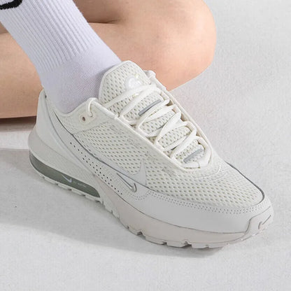 Nike Rear Cushioning Air Cushioning Rebound Training Women's Running Shoes, New Lightweight, Comfortable, Supportive, Durable Commuting Sports Running Shoes, Air Max Pulse, Simple and Elegant Beige Color, Versatile Casual Spo