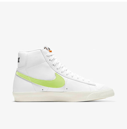 Nike Authentic Blazer Damen-Mid-Top-Sneaker mit Wickel-Design, rutschfest, Casual CZ1055-108