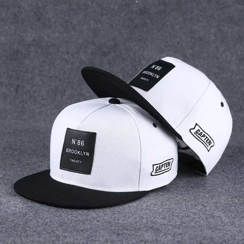 Baseballcap mit flachem Schirm, Buchstabenstickerei für Herren, vielseitig kombinierbar, Damen-Sommer-Hip-Hop-Hut, Outdoor-Sonnenschutz, verstellbare Schirmmütze