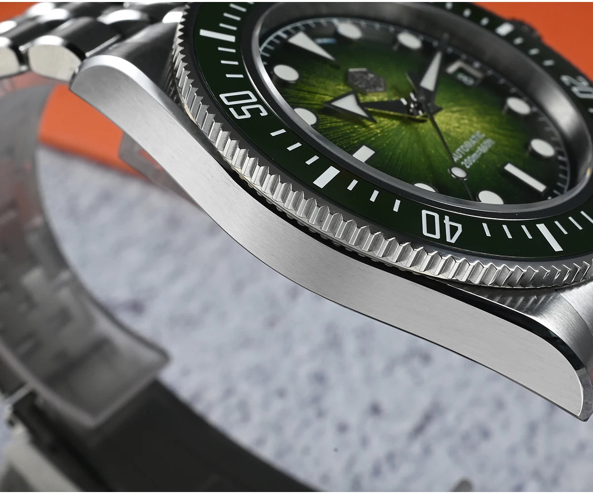 San Martin 40mm Luxus-Taucheruhr für Herren, Miyota 9015, Sunburst-Emaille-Zifferblatt, automatische mechanische Armbanduhr, wasserdicht bis 200m, SN0148