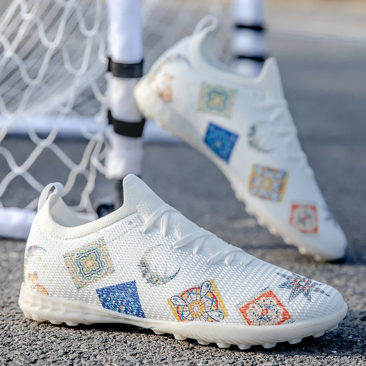 Lawn Nails Wear-resistant Professional Football Shoes Multi-color Grip Strong Balance Summer Outdoor Football Training Shoes