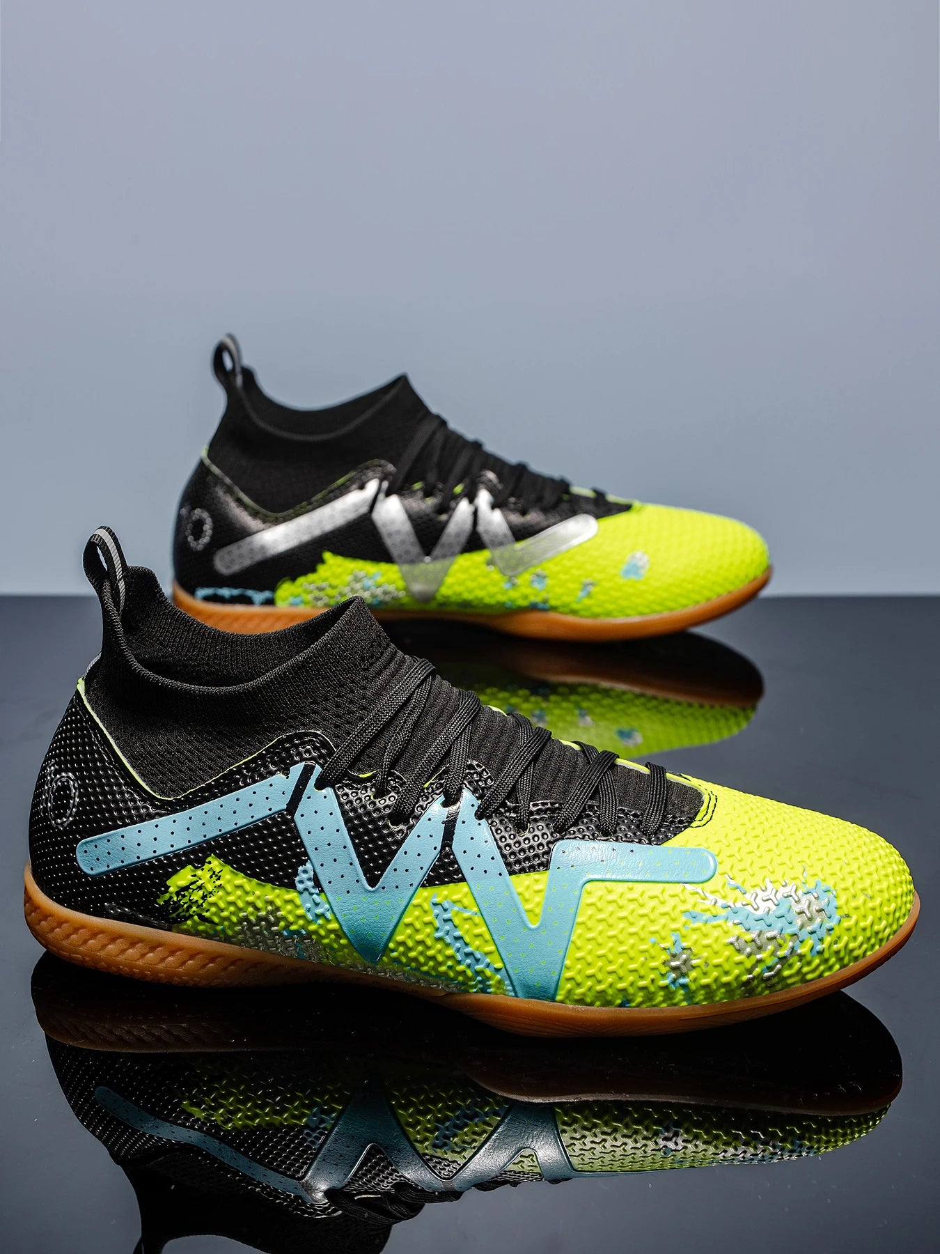 Professional Men's Indoor Flat Bottomed Football Shoes Adult Durable Comfortable Training Shoes Teenagers Non Slip Soccer Shoes