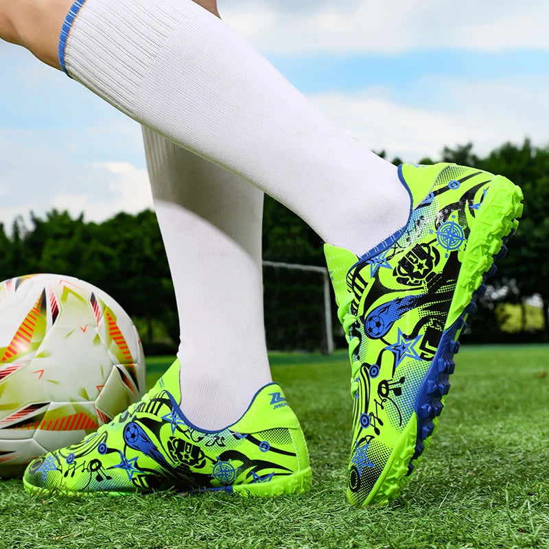 New Men’s Soccer Shoes Boys Original Football Shoes TF/AG Indoor Professional Football Field Boots Society Cleats Sneakers Non-Slip